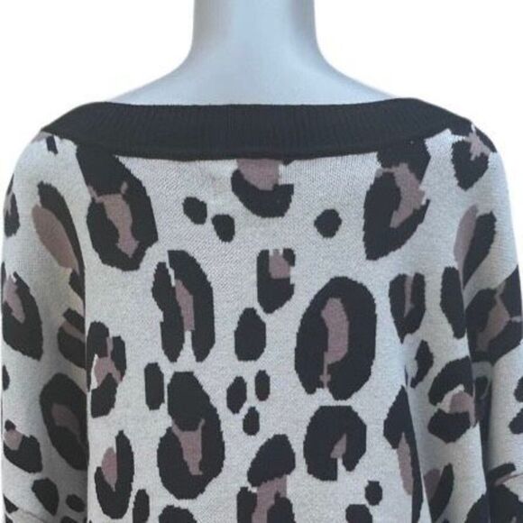 NWT Evri Sweater Womens 3X Black Cream Animal Print Crew Neck Pullover Oversized - Picture 8 of 16